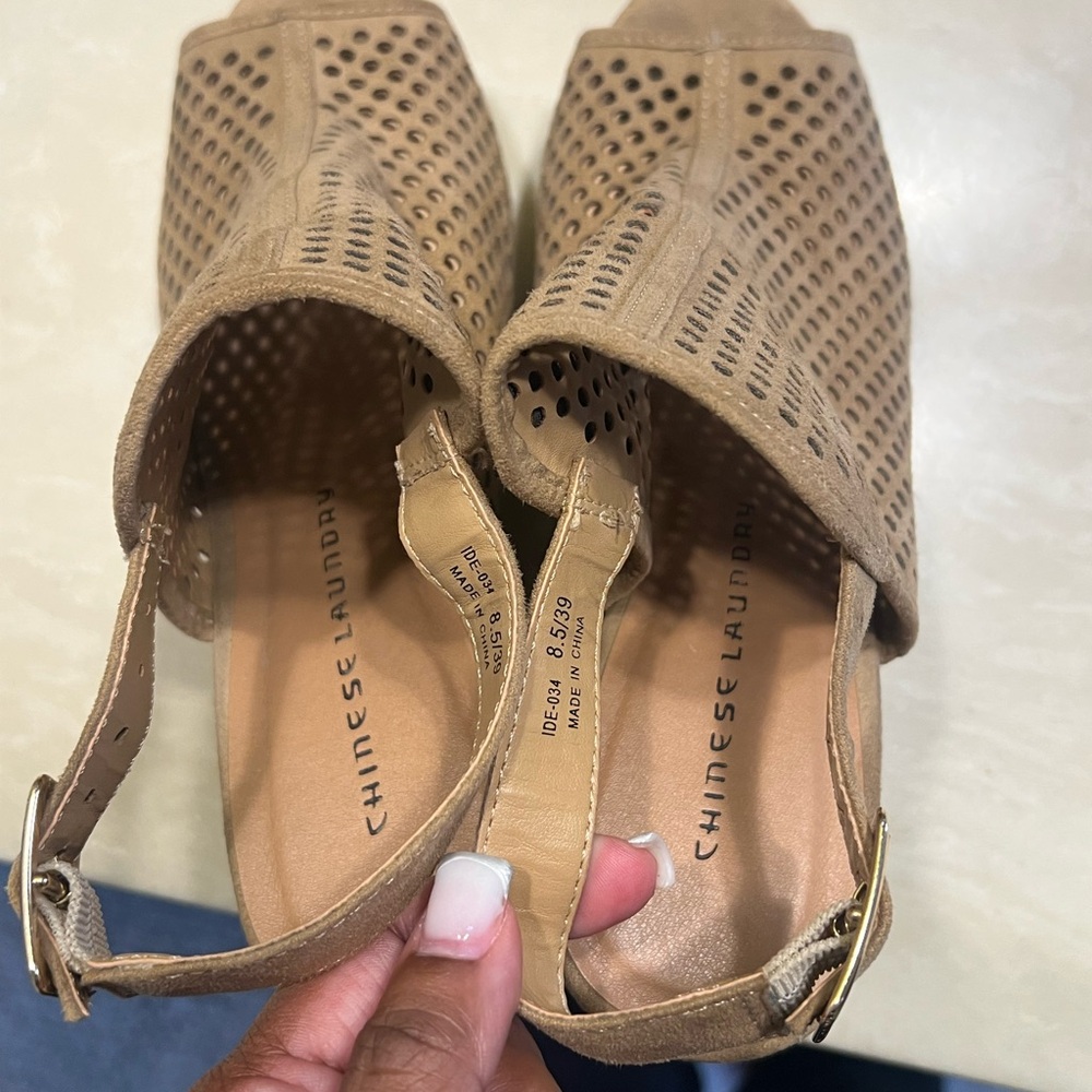 Chinese Laundry Tan Perforated Mules